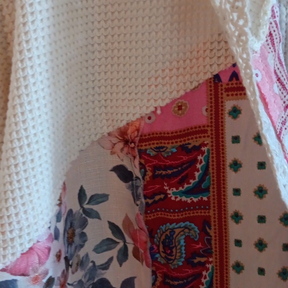 POL Multicolor Textured Fabric Hooded Sweater Jacket - Picture 10 of 10